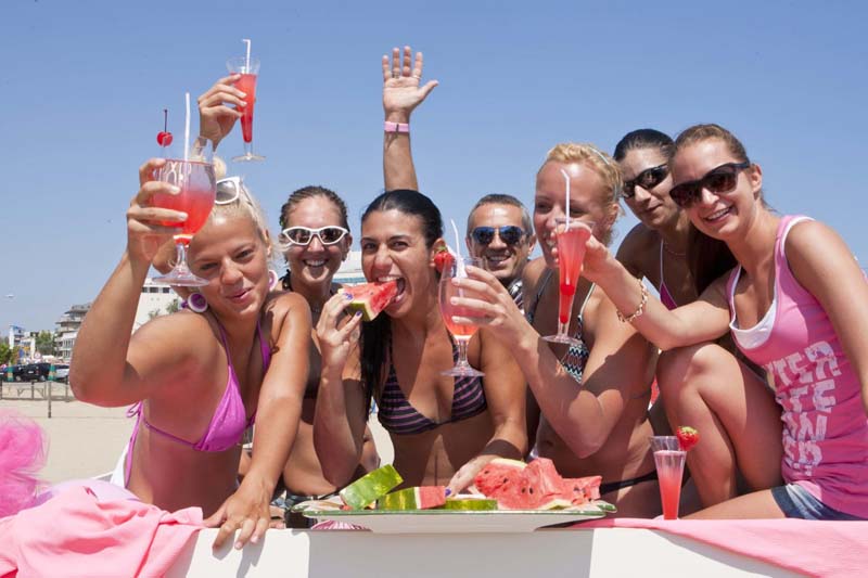 A 16 Km - Party in Spiaggia - 